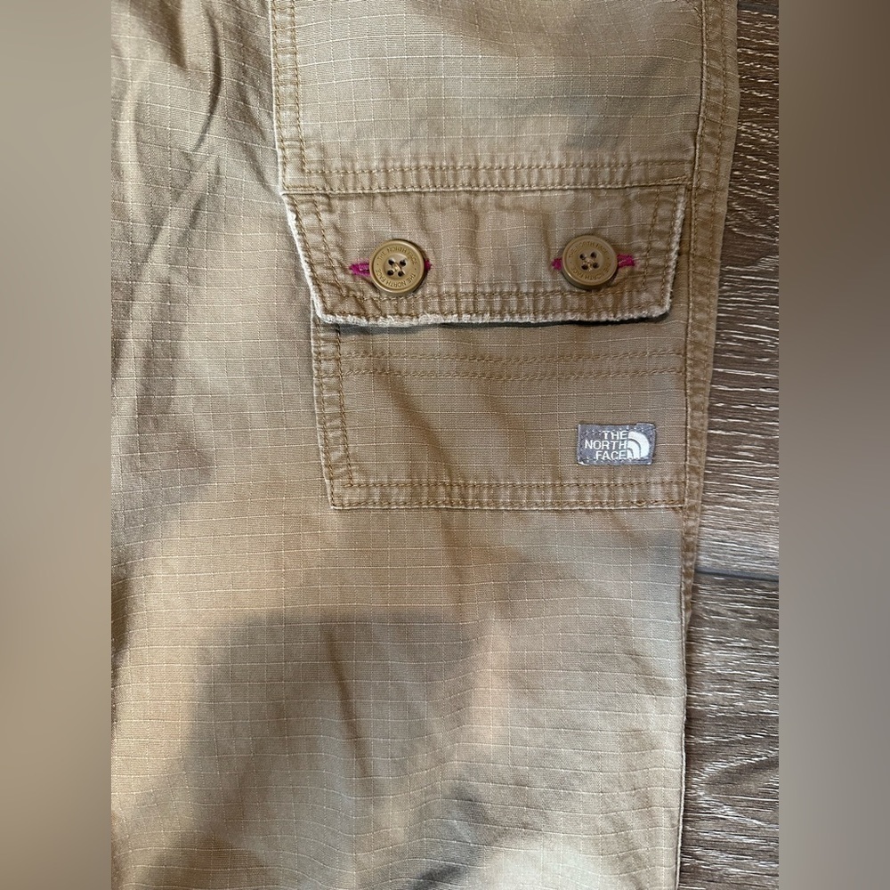 The North Face A5 Series Taupe Tan Cotton Ripstop Cargo Crop Capri Pants - Picture 2 of 8